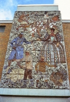 Another view of the mural. The local stone in Essex is flint, so it was flint that I incorporated into the background instead of the stone and pebbles that I had used in previous murals. - click to enlarge Another view of the mural. The local stone in Essex is flint, so it was flint that I incorporated into the background instead of the stone and pebbles that I had used in previous murals.