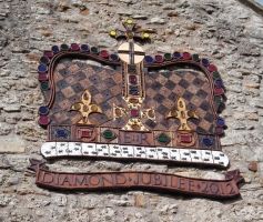 Diamond Jubilee Crown